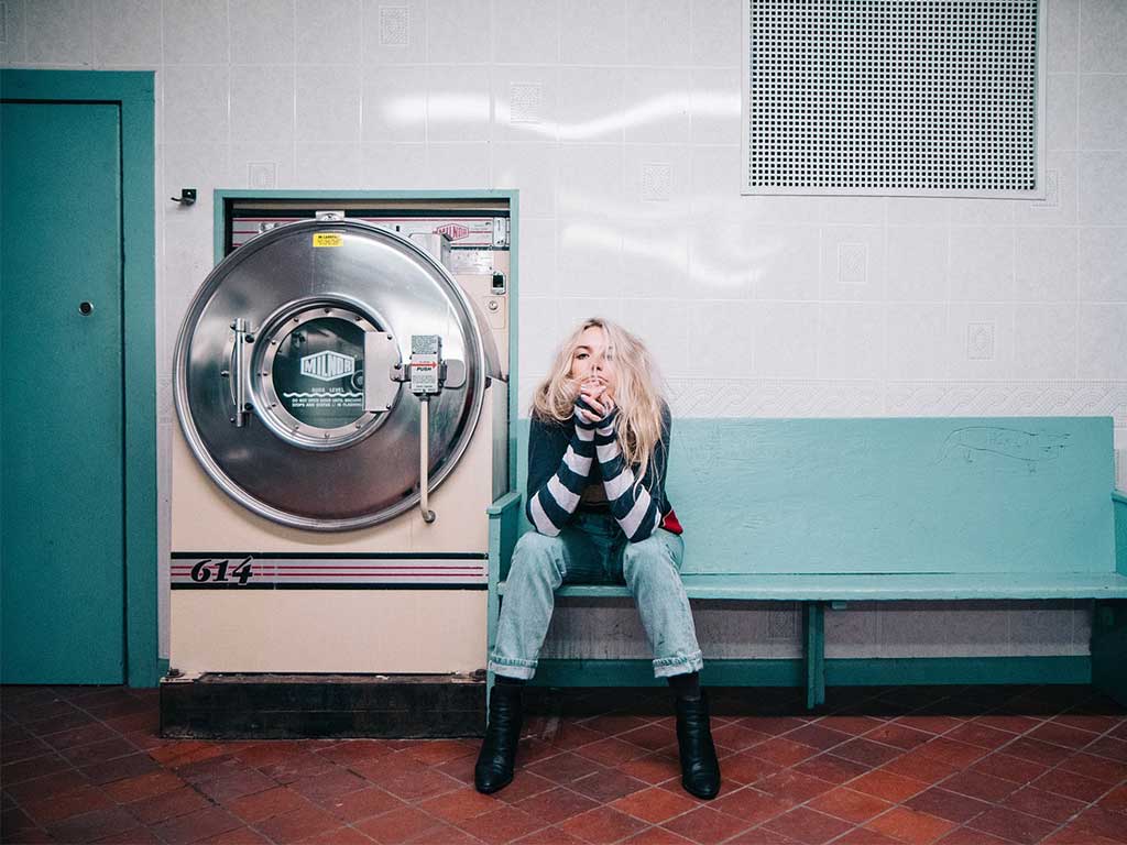 5 Ways to Attract "Student" Customers to a Laundromat
