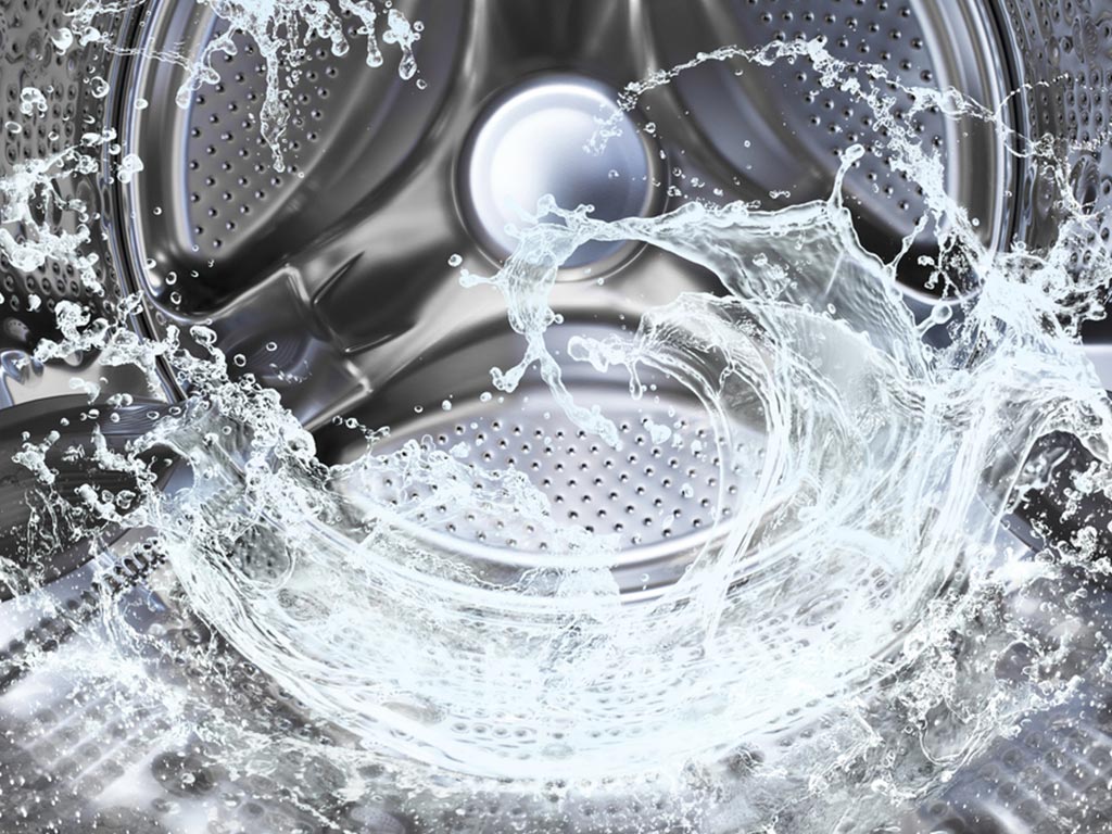 Why Water-Efficient Washing Machines Are Critical for Laundromats